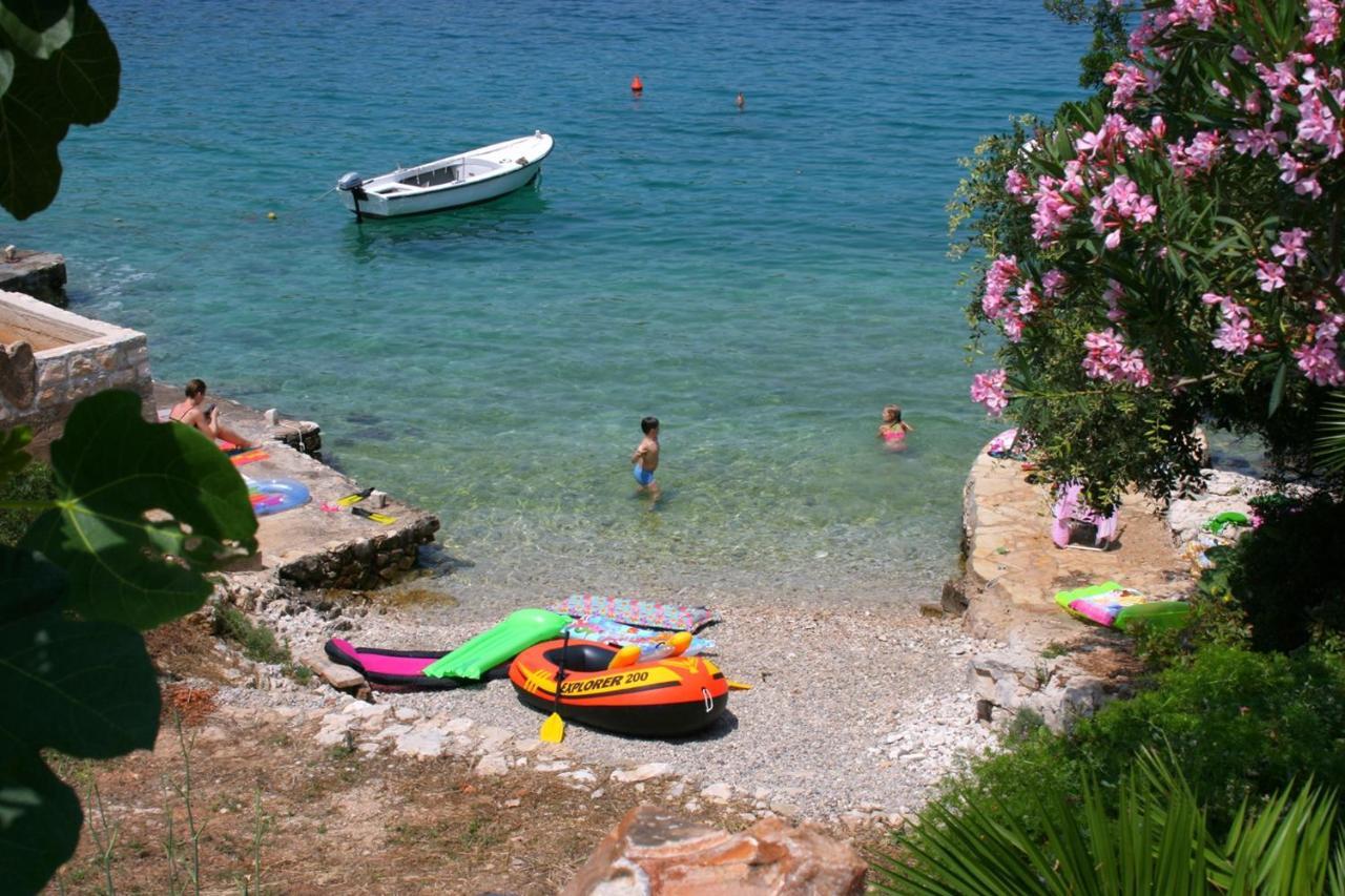 Apartments By The Sea Cove Zastupac, Hvar - 8761 Hvar Town Exterior photo
